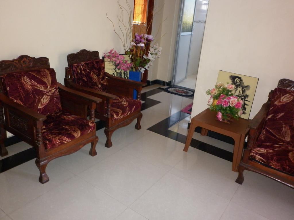 Seetha'S Hostel Негомбо Екстер'єр фото