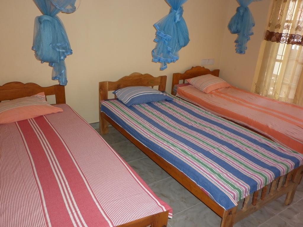 Seetha'S Hostel Негомбо Екстер'єр фото